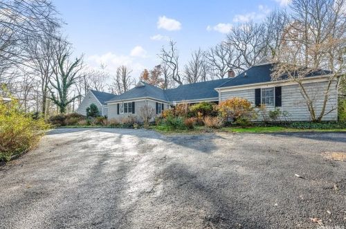 35 Shutter Ln, Muttontown, NY 11771-3303