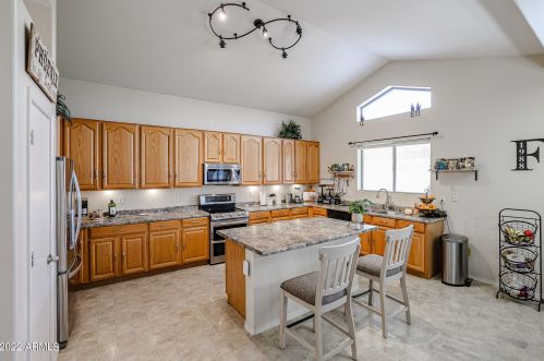 2210 106th Ave, Tolleson, AZ 85353-5604