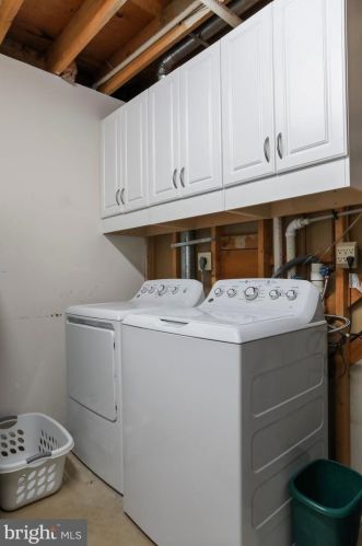 5550 Wide Oak Ct, Woodbridge VA  22192-6036 exterior