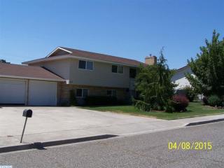 421 Scot St, Richland, WA 99354-2039