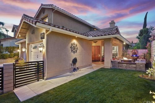 6192 Woodbridge St, Chino Hills CA  91709-3224 exterior