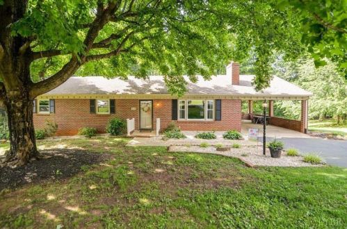 603 Windingway Rd, Lynchburg, VA 24502-2587