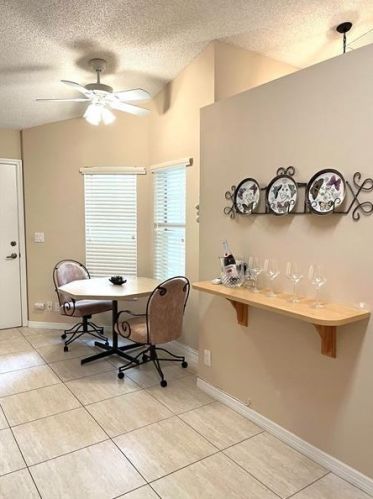 6082 Lake Hibiscus Dr, Delray Beach FL  33484-4617 exterior