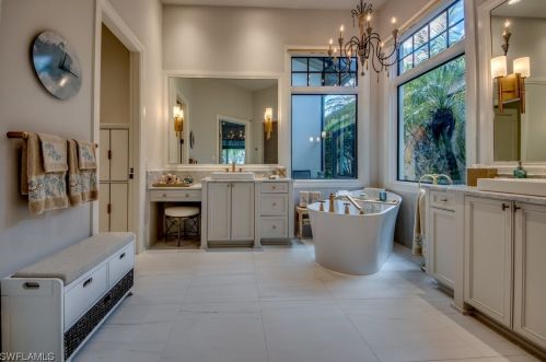 15710 Villoresi Way, Naples FL  34110-2714 exterior