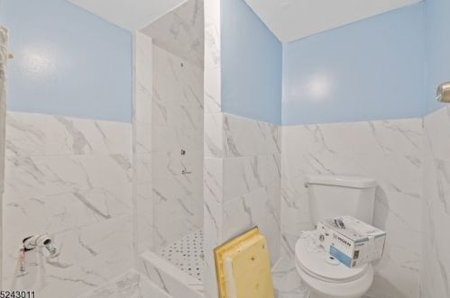 88 Rockland St, Paterson NJ 07501-2560 exterior