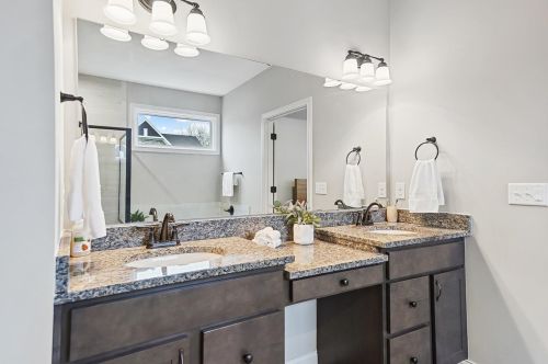 190 Winding Creek Dr, Springboro OH  45066-8200 exterior