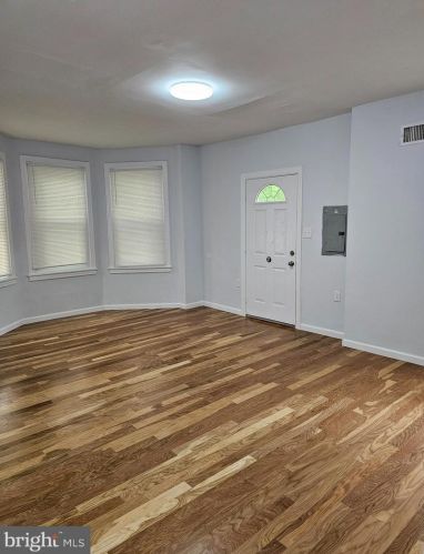 1207 Fillmore St, Philadelphia PA 19124-2906 exterior