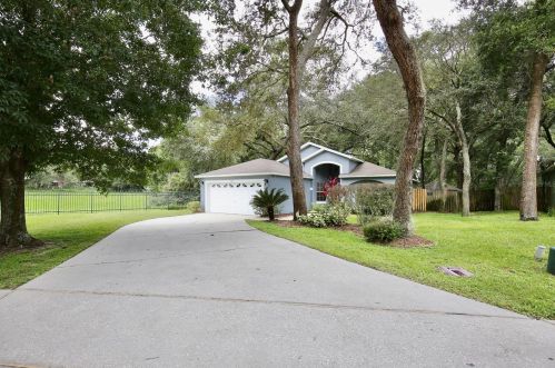 1380 Woodwind Dr, Apopka, FL 32703-7245