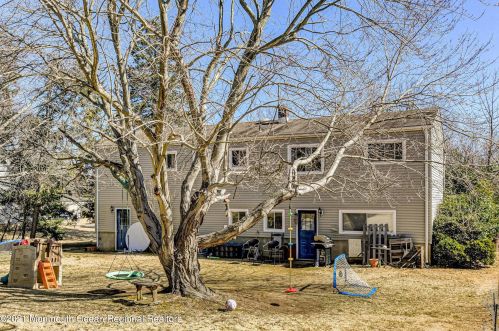 7 Danemar Dr, Middletown NJ  07748-3607 exterior