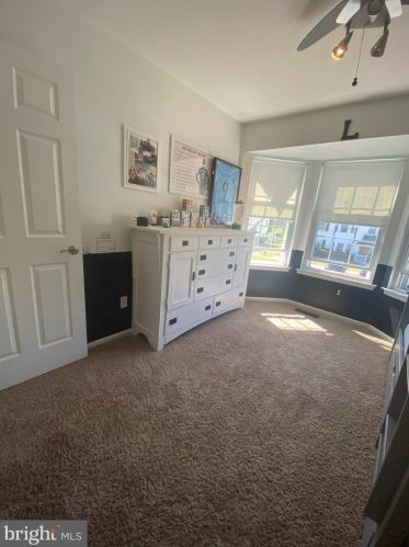 22 Van Horn Pl, Southampton PA  18966-2667 exterior