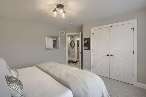 1655 Blackburn Heights Dr, Sewickley PA  15143-8627 exterior