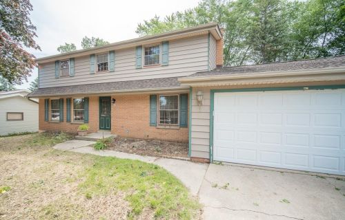 602 Decker Dr, West Bend, WI 53090-2337