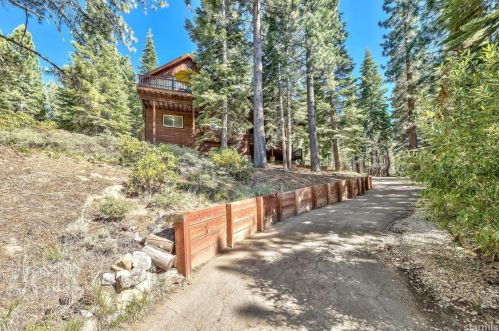 1619 Hekpa Dr, South Lake Tahoe, CA 96150-5925