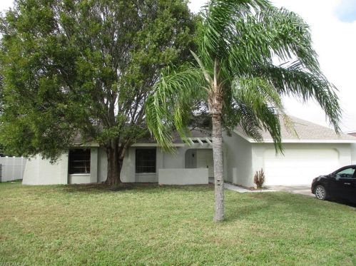 4028 2nd Ave, Cape Coral, FL 33904-8414