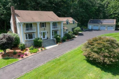 84 Cheesespring Rd, Wilton, CT 06897-2303