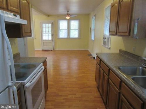 1339 Red Lion Rd, Bear DE  19701-1818 exterior