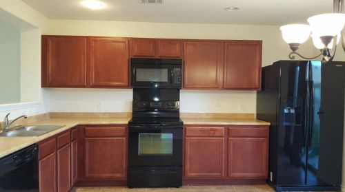 2223 Perkins Pl, Georgetown TX  78626-8212 exterior