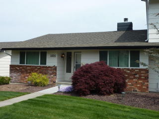 101 Quail Run Blvd, Wenatchee, WA 98801-1975