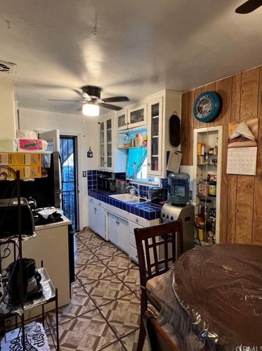 15148 Castana Ave, Paramount CA  90723-4609 exterior