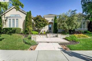 751 Summit Creek Ln, Pleasanton CA  94566-3809 exterior