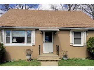 116 Alba Ave, Bridgeport, CT 06606-2932