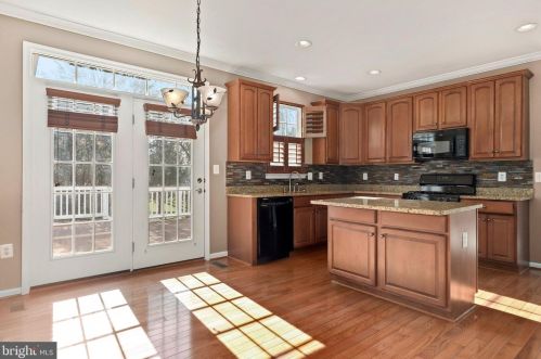 12257 Tulane Fls Dr, Bristow VA  20136-2183 exterior