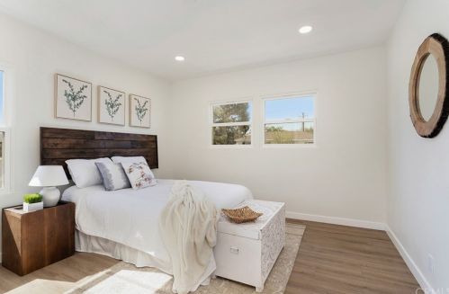 325 Cherry St, Brea CA  92821-6526 exterior