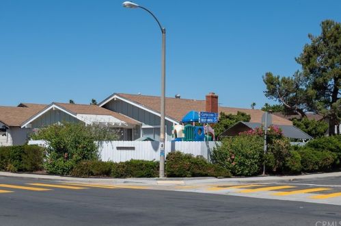 11167 Westonhill Dr, San Diego, CA 92126-1952