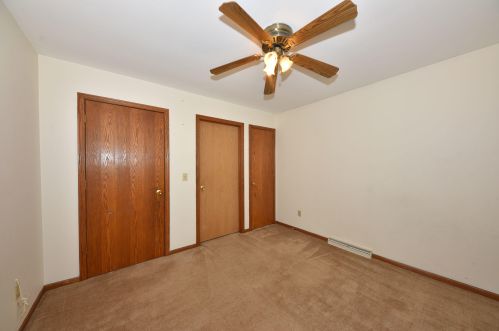 2417 Wallace Lake Rd, West Bend WI  53090-1152 exterior