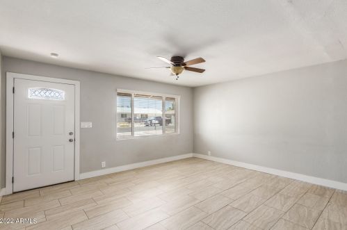 6439 Aspen Ave, Mesa, AZ 85206-1715