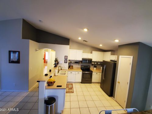 16202 Tasha Dr, Sun City AZ  85374-5753 exterior