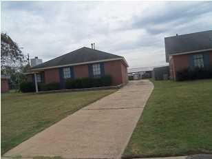 816 Gardendale Dr, Montgomery AL  36110-3205 exterior