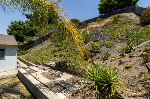 6213 Lk Athabaska Pl, San Diego CA 92119-2823 exterior