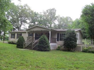 7538 Chowning Rd, Springfield, TN 37172-6488