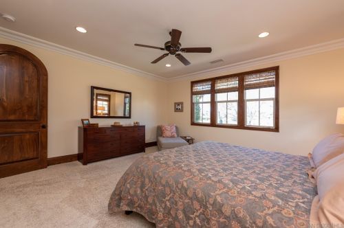 8458 Lower Scarborough Ct, San Diego CA 92127-6119 exterior