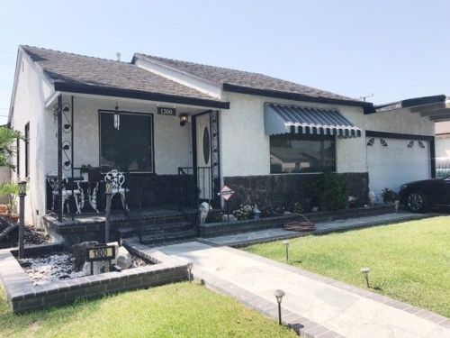 1300 Arbutus St, Compton, CA 90220-1750