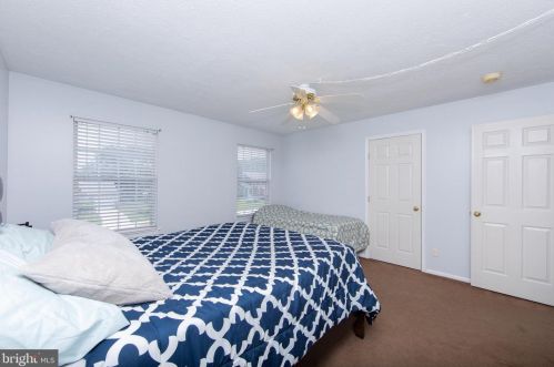 2 Touchstone Ct, Erial NJ  08081-4704 exterior