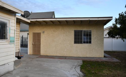 230 9th St, Santa Paula CA  93060-4102 exterior