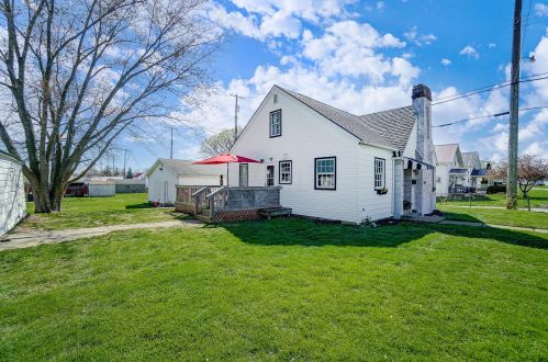 220 Mckinley Ave, Washington Ch OH  43160-1263 exterior