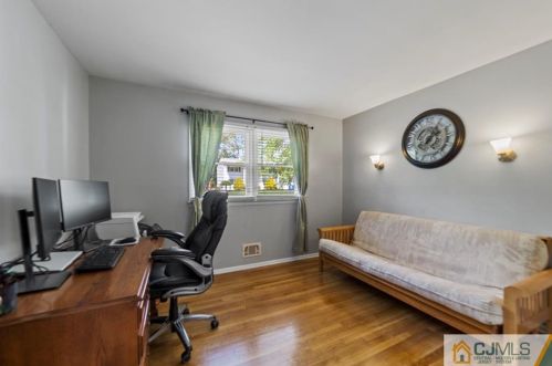 15 Sandburg Dr, Morganville NJ  07751-1428 exterior