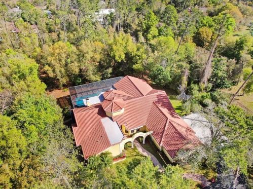 2951 Eagles Nest Dr, Palm Harbor, FL 34683-2301