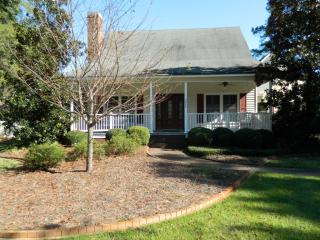 2024 Andrew Ct, Florence SC  29505-3200 exterior