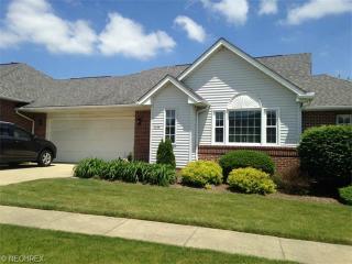 1156 Sterling Oaks Dr, Wadsworth, OH 44281-8526