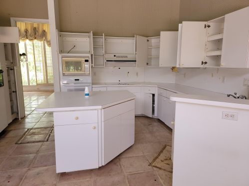 10642 Stonebridge Blvd, Boca Raton, FL 33498-2007