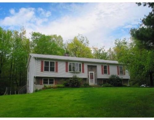 3 Angell Ter, Leicester MA  01524-2164 exterior