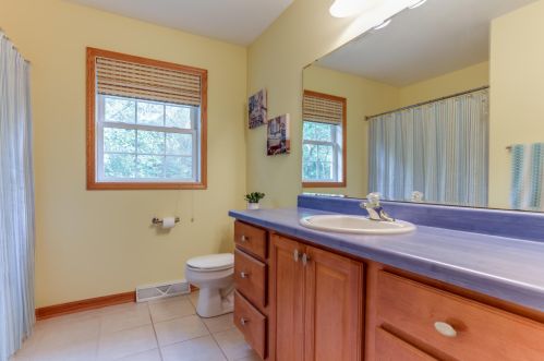 2102 116 St, Kenosha WI 53158-3605 exterior