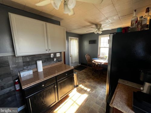 867 Adams St, Pottstown PA  19464-4340 exterior