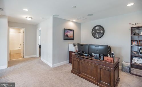 1201 Lexington Mews, Auburn NJ  08085-1318 exterior