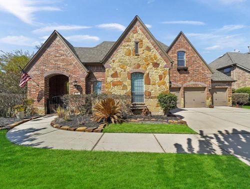 42 Almondell Way, Magnolia, TX 77354-3378