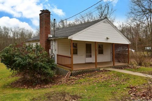71 Wildwood Dr, Exeter, CT 06249-2228